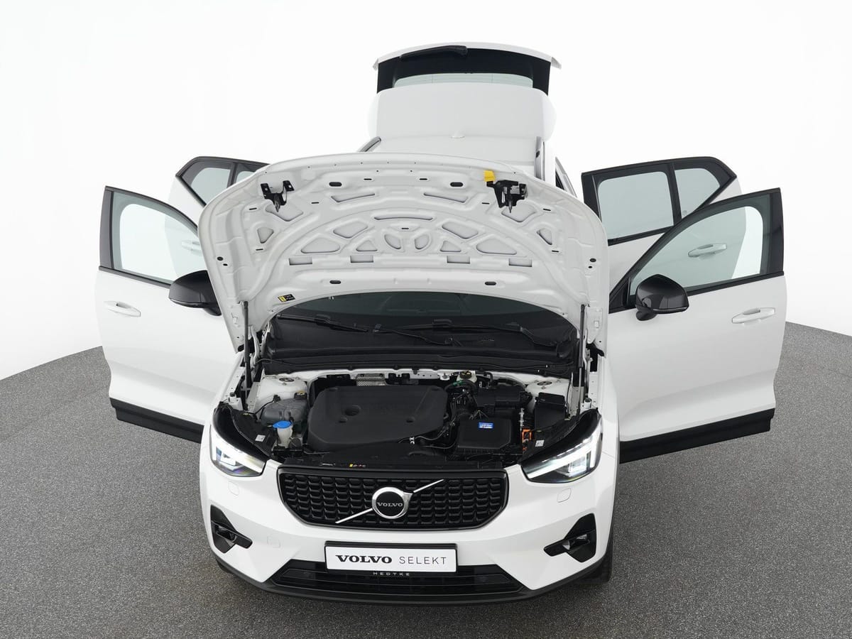 Volvo XC40 B4 Plus Dark AHK ALARM 19 H&K-SOUND foto 13
