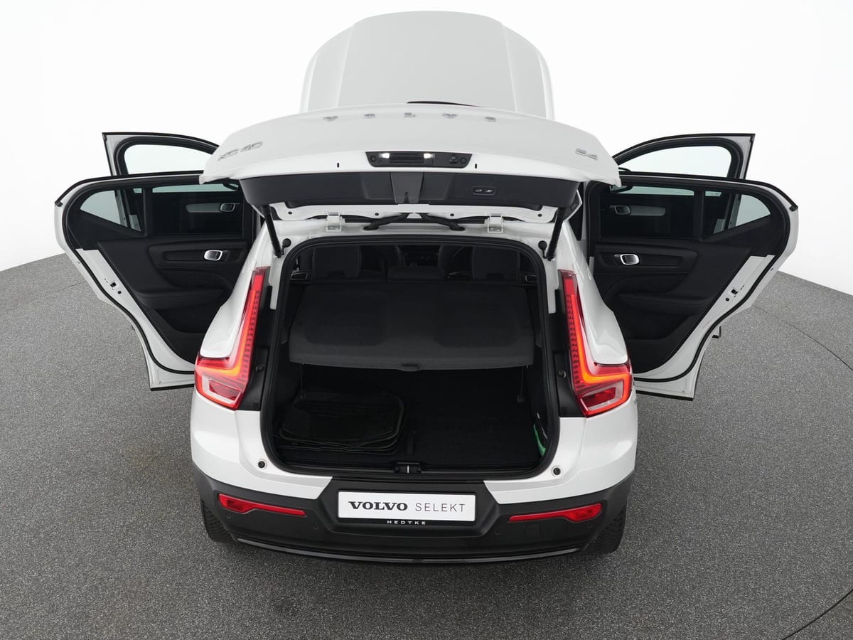 Volvo XC40 B4 Plus Dark AHK ALARM 19 H&K-SOUND foto 14