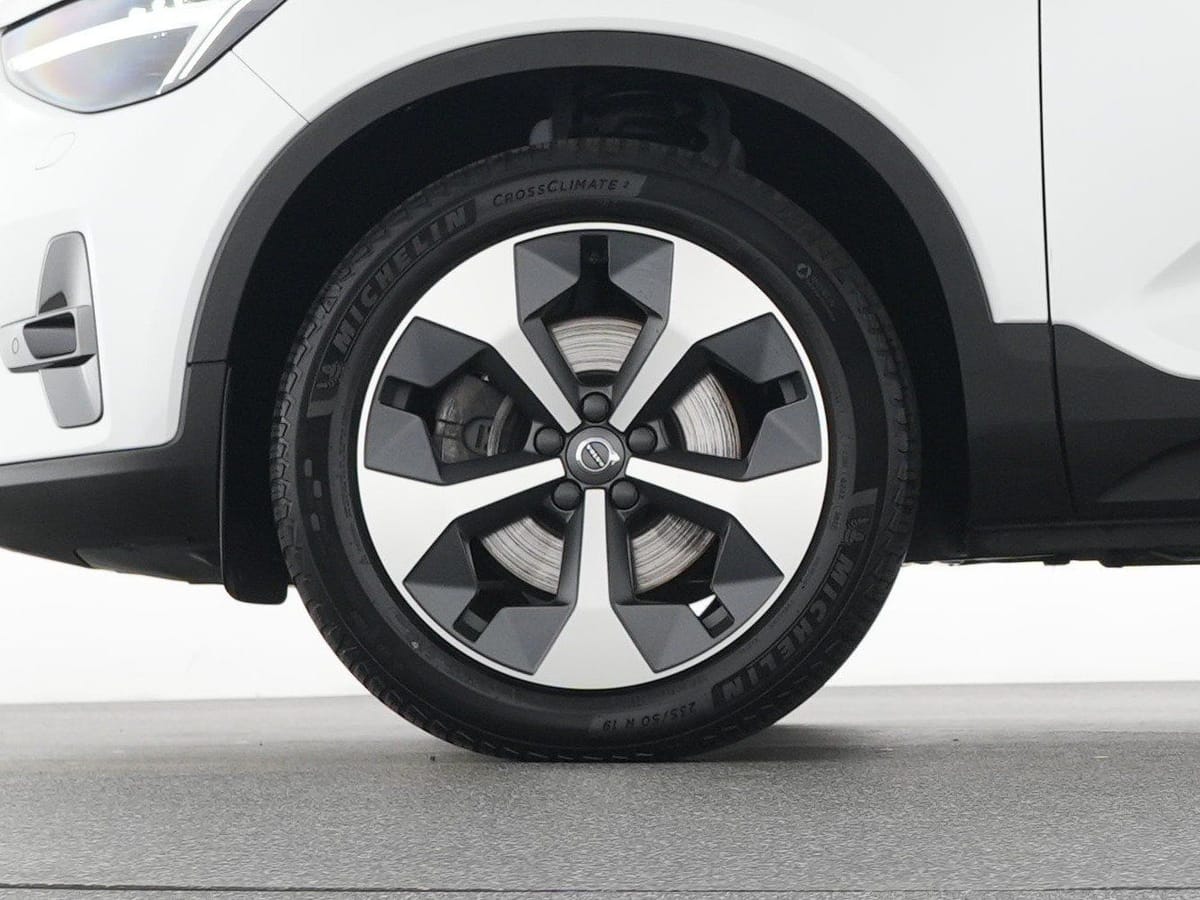 Volvo XC40 B4 Plus Dark AHK ALARM 19 H&K-SOUND foto 20