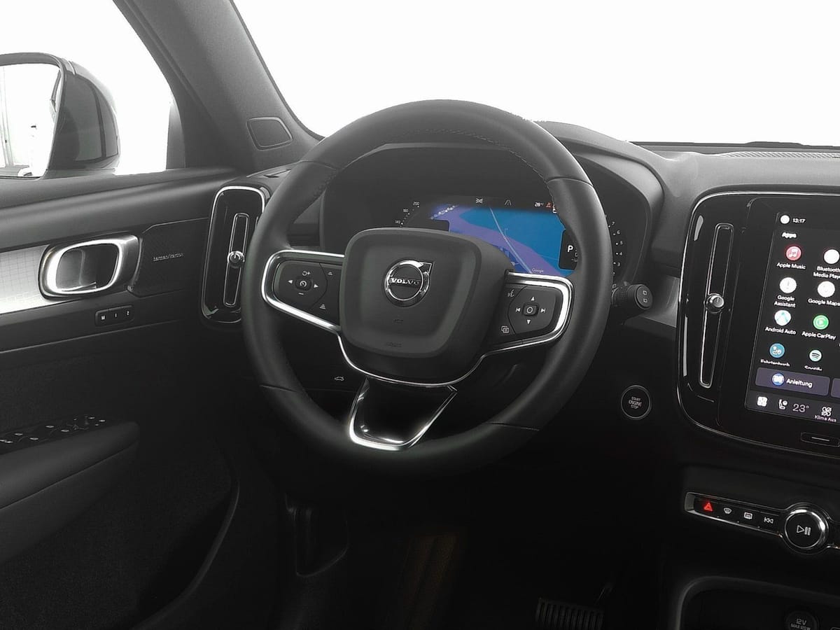 Volvo XC40 B4 Plus Dark AHK ALARM 19 H&K-SOUND foto 4
