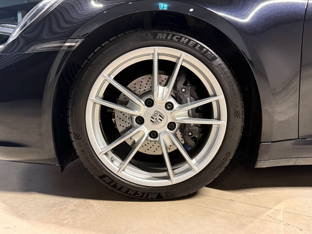 Porsche 992 (911) Carrera Cabrio | Surround View | foto 11