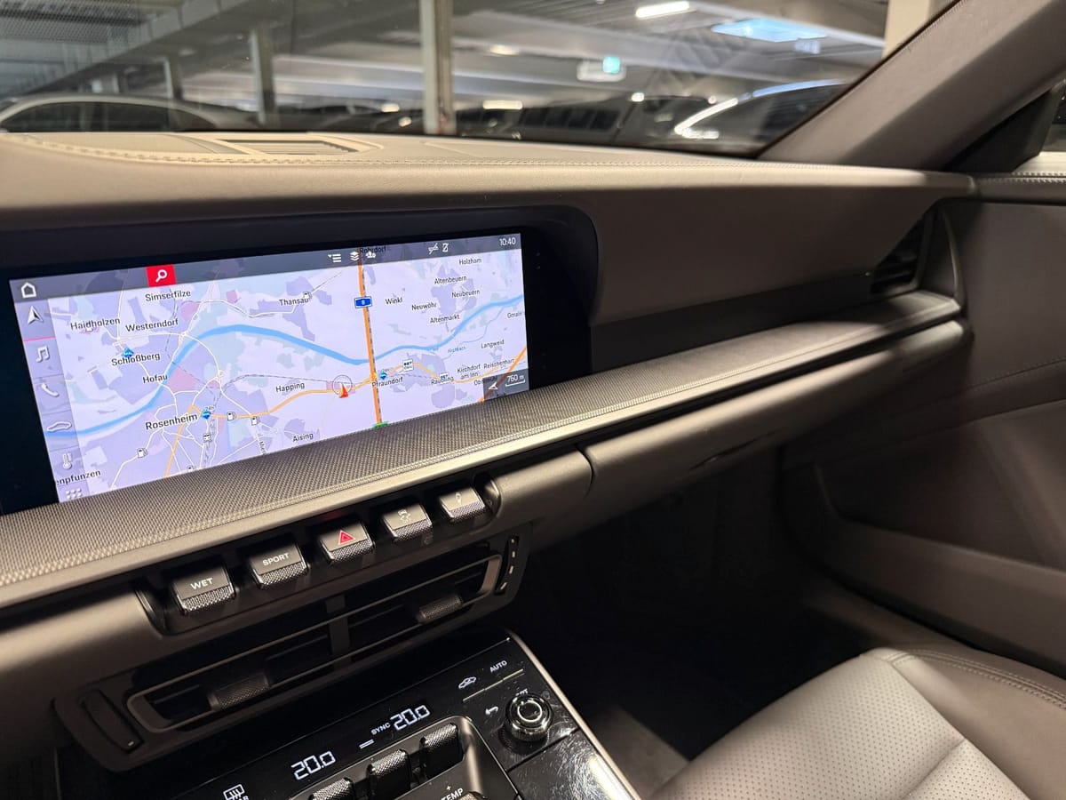 Porsche 992 (911) Carrera Cabrio | Surround View | foto 18