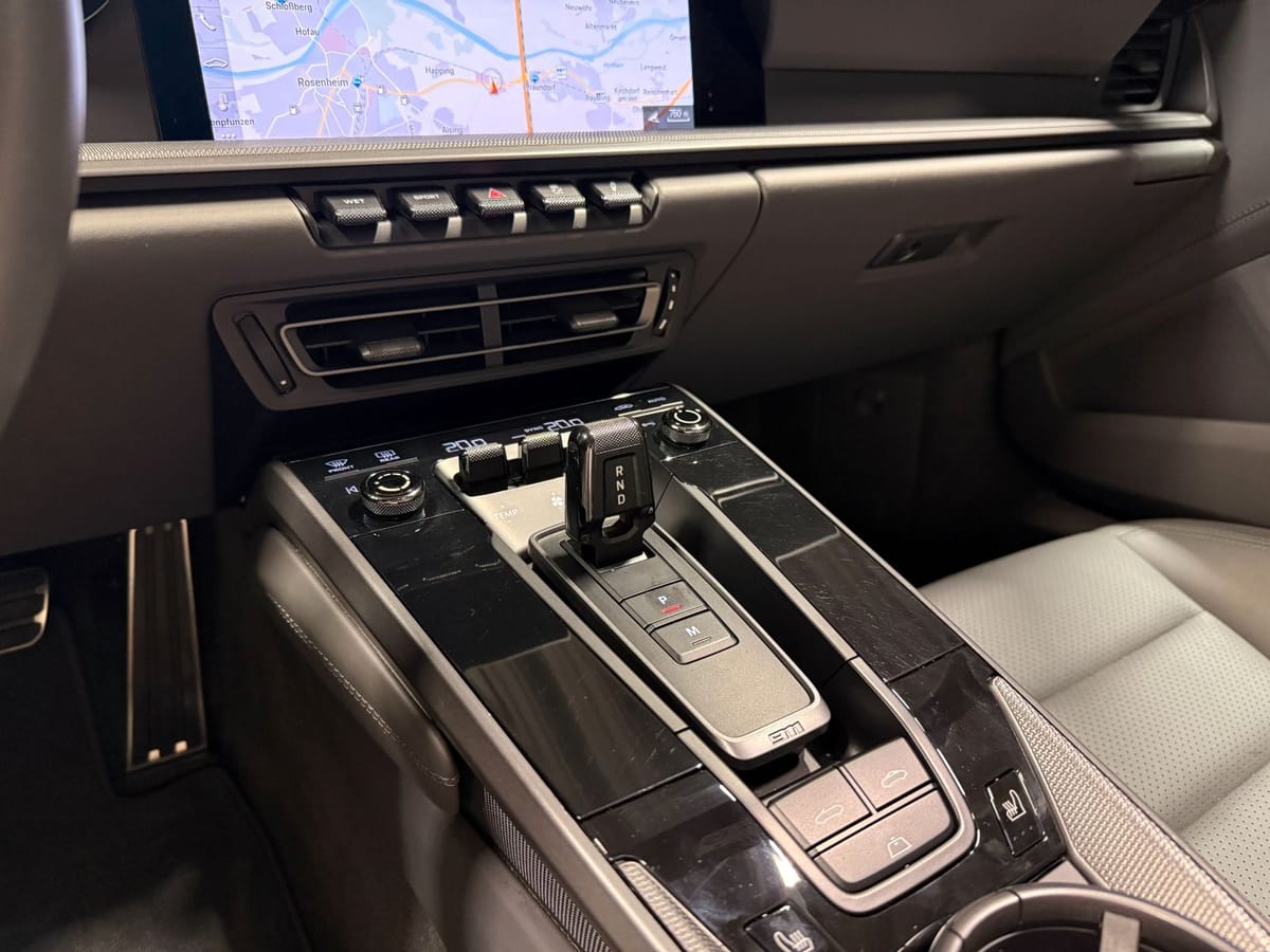 Porsche 992 (911) Carrera Cabrio | Surround View | foto 19