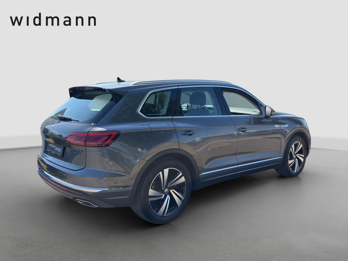 Volkswagen Touareg 3.0 V6 TDI Elegance AHK MatrixLED Memory foto 3