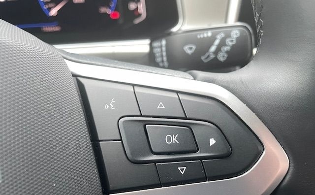 Volkswagen T-Roc Move 1.5 TSI Navi digitales Cockpit LED Ap foto 12