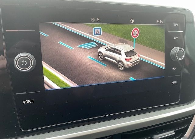 Volkswagen T-Roc Move 1.5 TSI Navi digitales Cockpit LED Ap foto 20