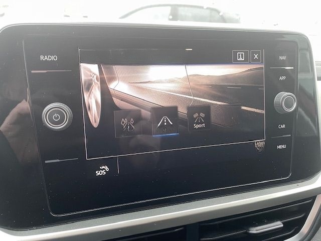 Volkswagen T-Roc Move 1.5 TSI Navi digitales Cockpit LED Ap foto 24
