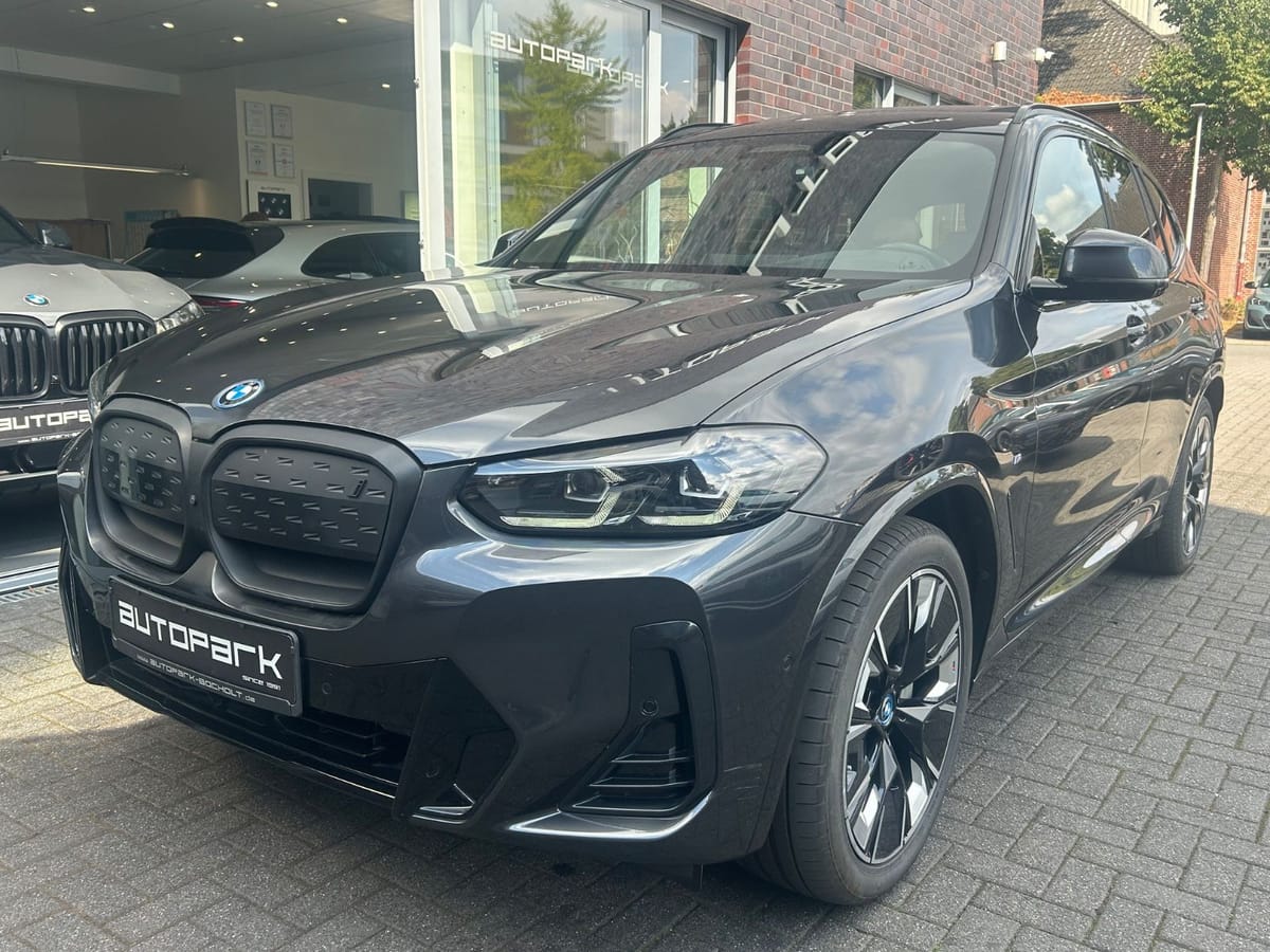 BMW iX3 M Sport Impressive PANO LASER h&k ACC AHK 20