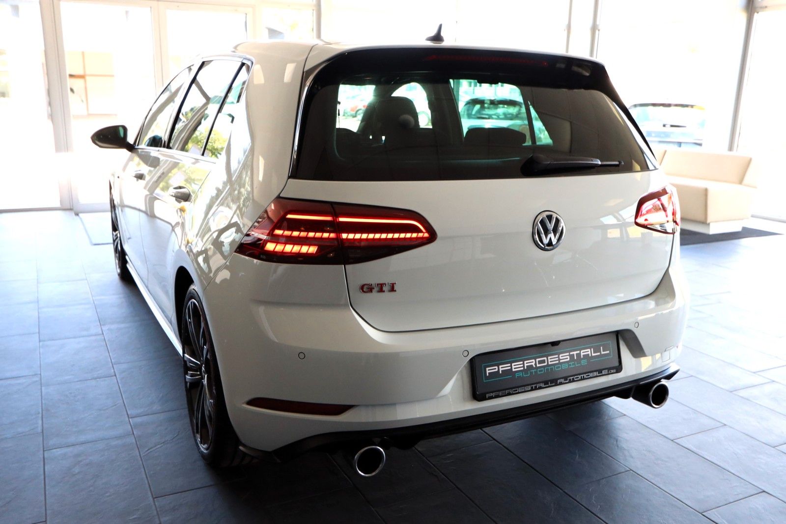 Volkswagen Golf VII Lim. 2.0 TSI GTI Performance ACC PDC foto 6