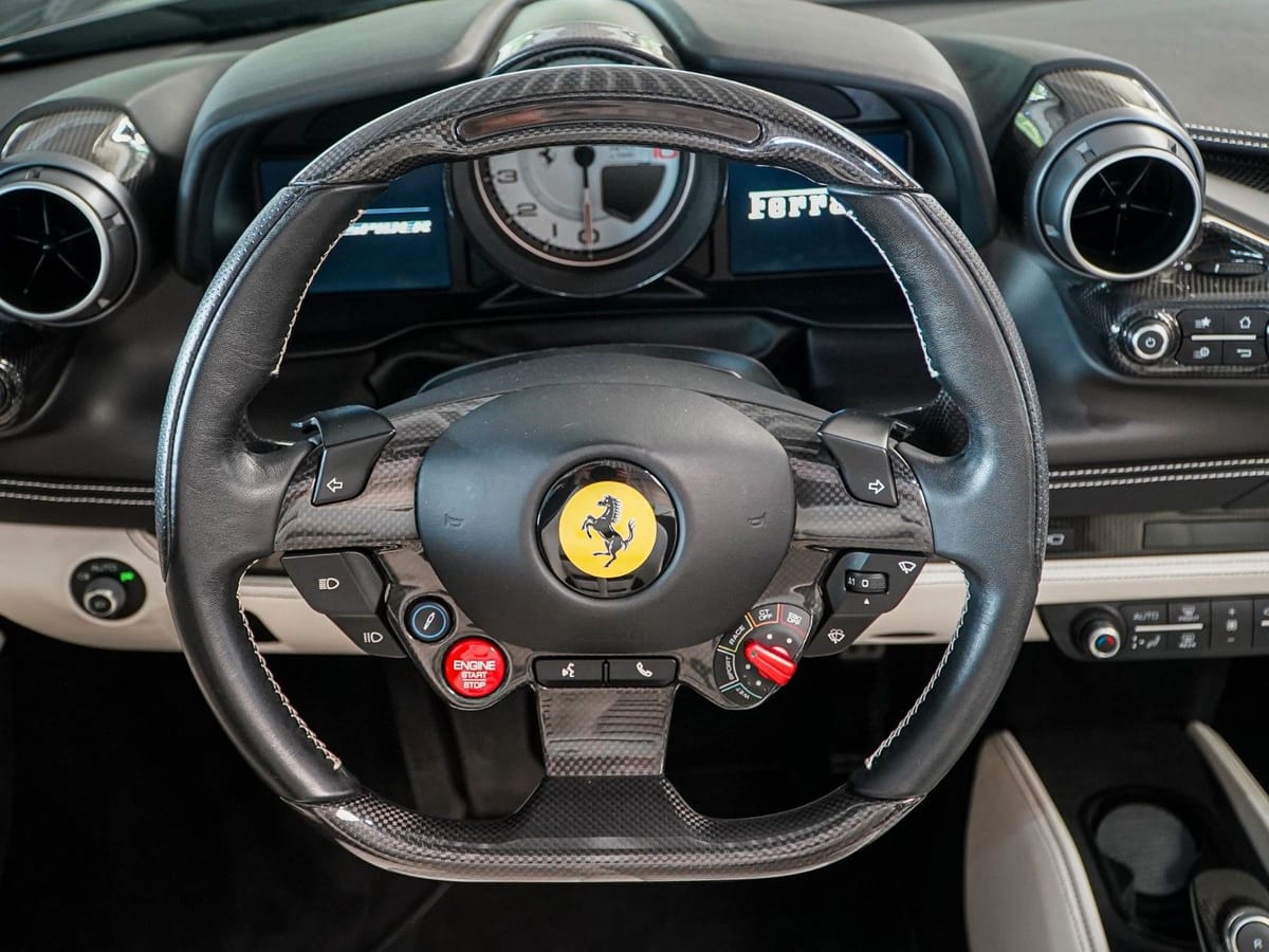 Ferrari F8 Spider DCT Carbon foto 15