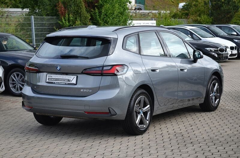BMW 230e xDrive Active Tourer LiveCptProf.AHK.360° foto 4