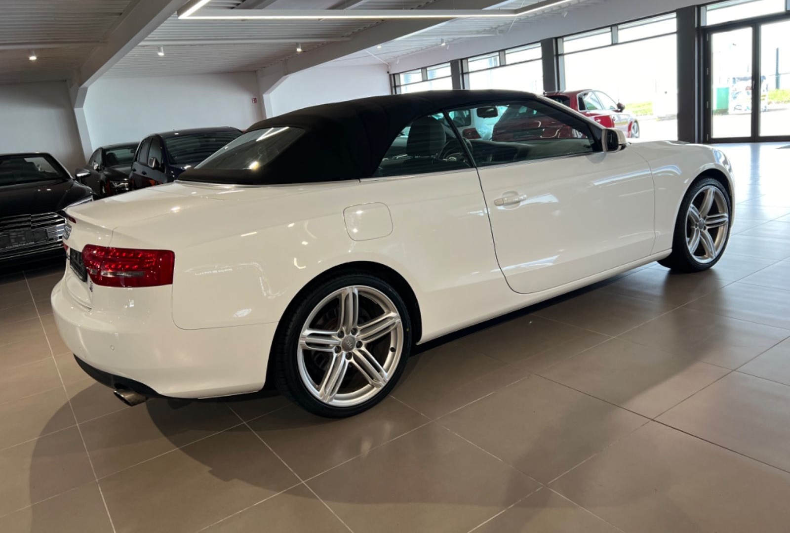 Audi A5 3.2 V6 FSI S tronic quattro Cabriolet NAVI foto 17