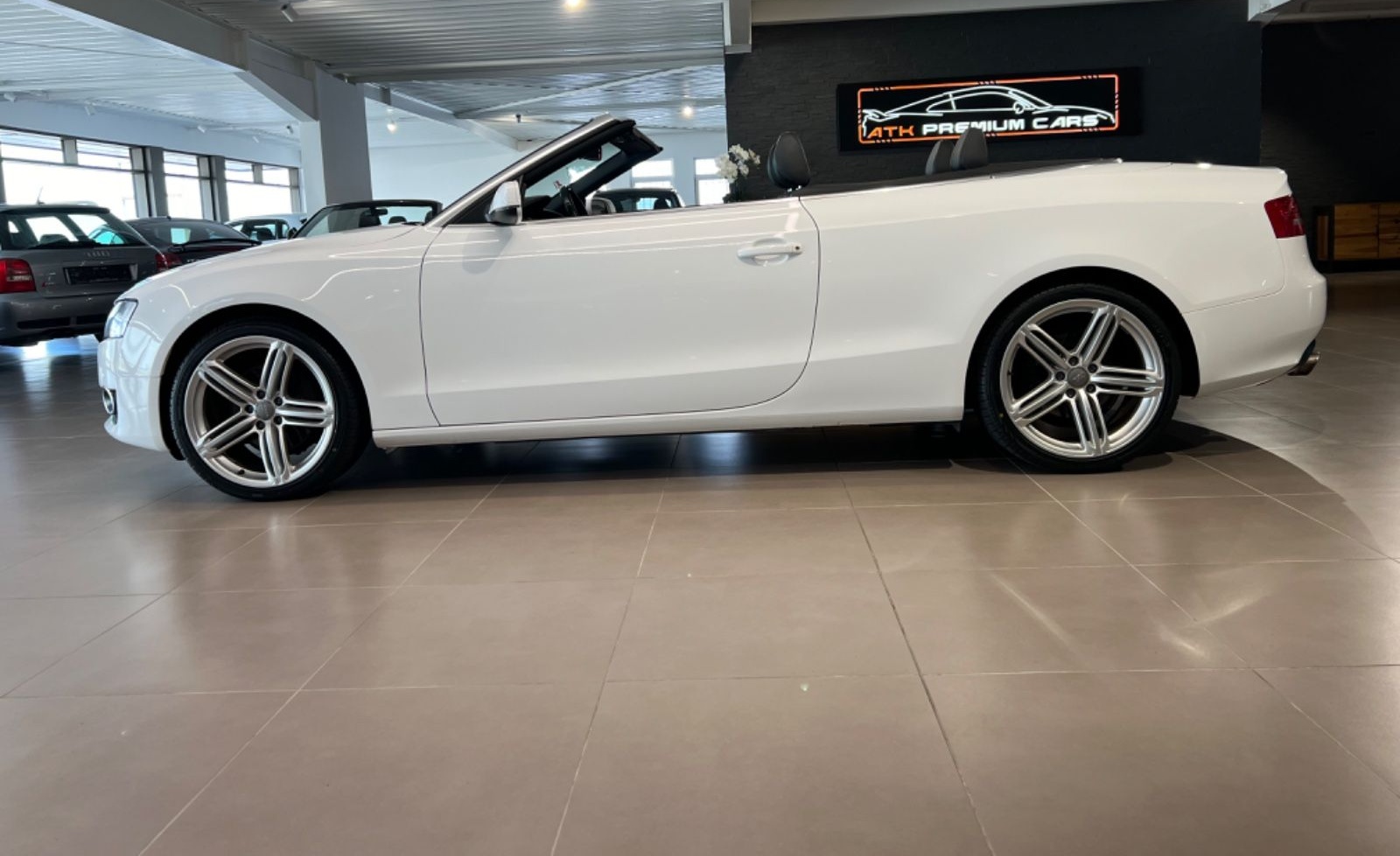 Audi A5 3.2 V6 FSI S tronic quattro Cabriolet NAVI foto 3