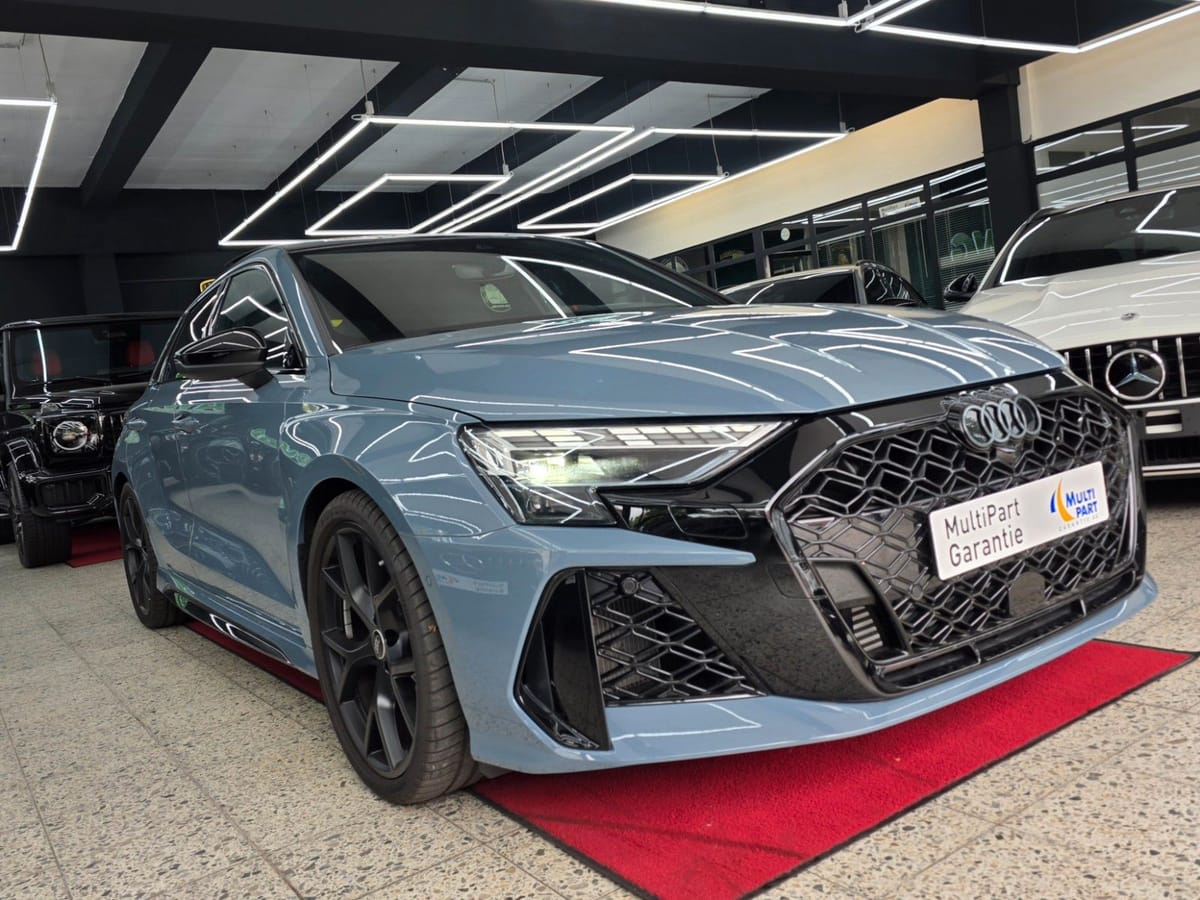 Audi RS3 Sportback 2.5 294 kW TFSI quattro Pano foto 4