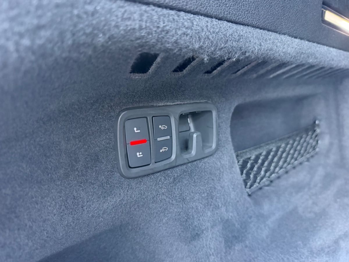 Audi Q8 50 TDI quattro 2. Hand S line Pano AHK foto 24