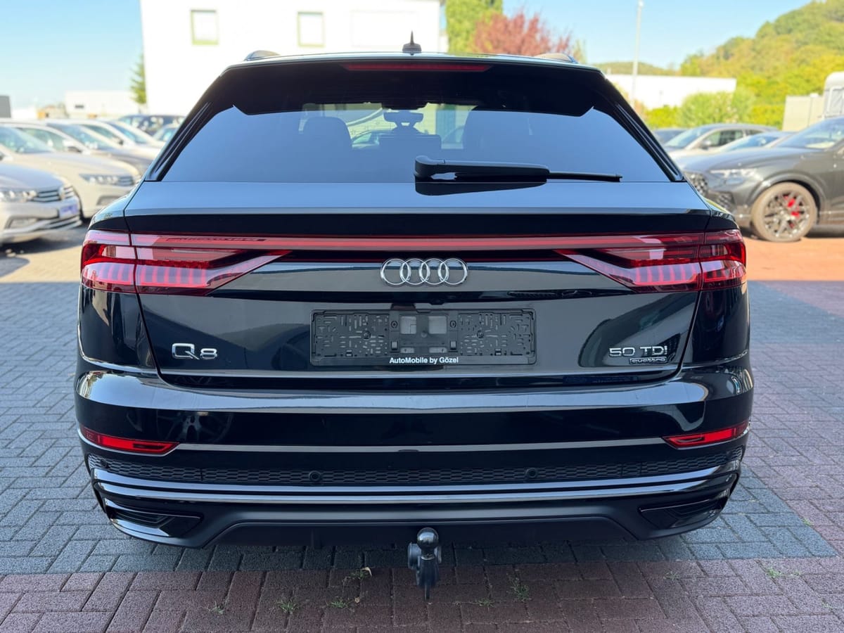 Audi Q8 50 TDI quattro 2. Hand S line Pano AHK foto 4