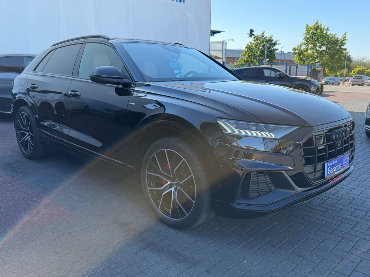 Audi Q8 50 TDI quattro 2. Hand S line Pano AHK foto 7