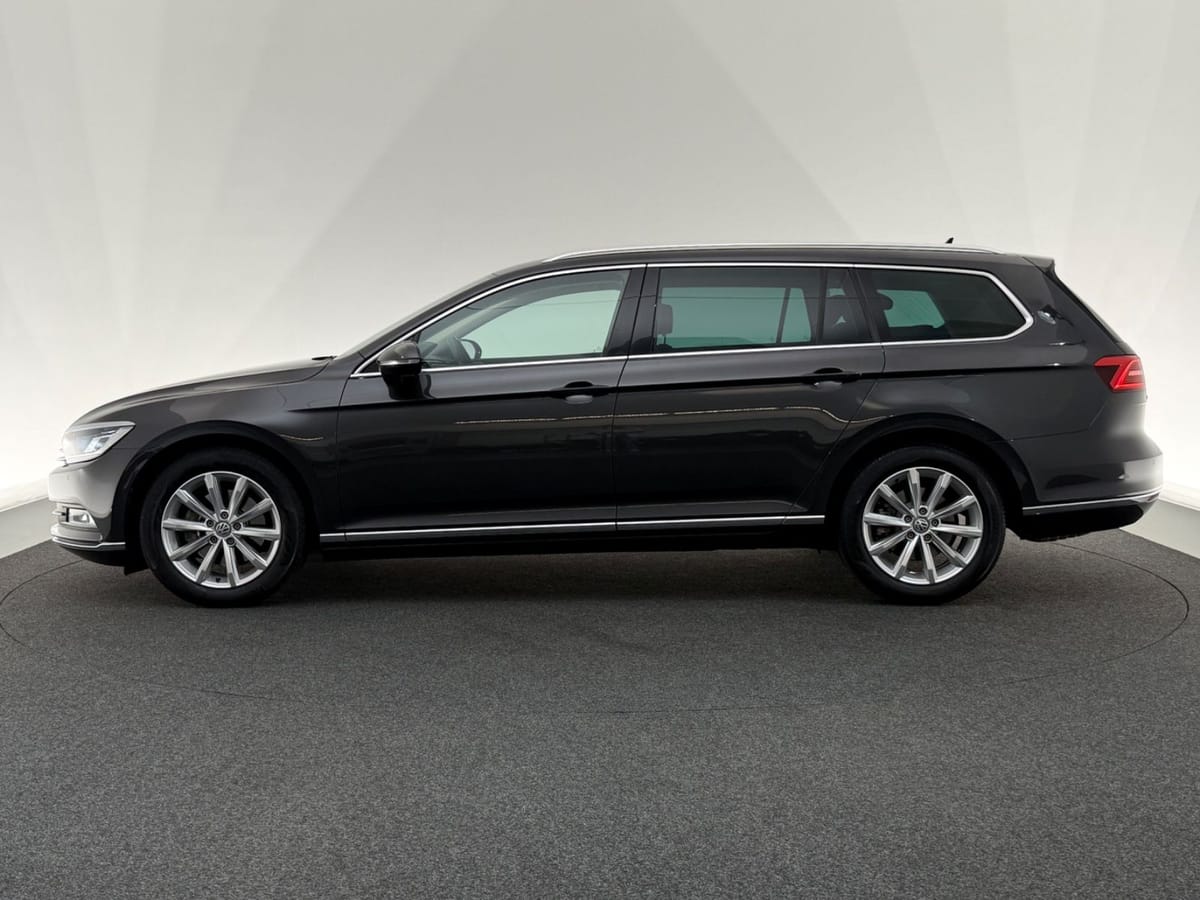 Volkswagen Passat Var. 2.0 TDI HIGHLINE LED-ACC-AHK-MASSAGE foto 4