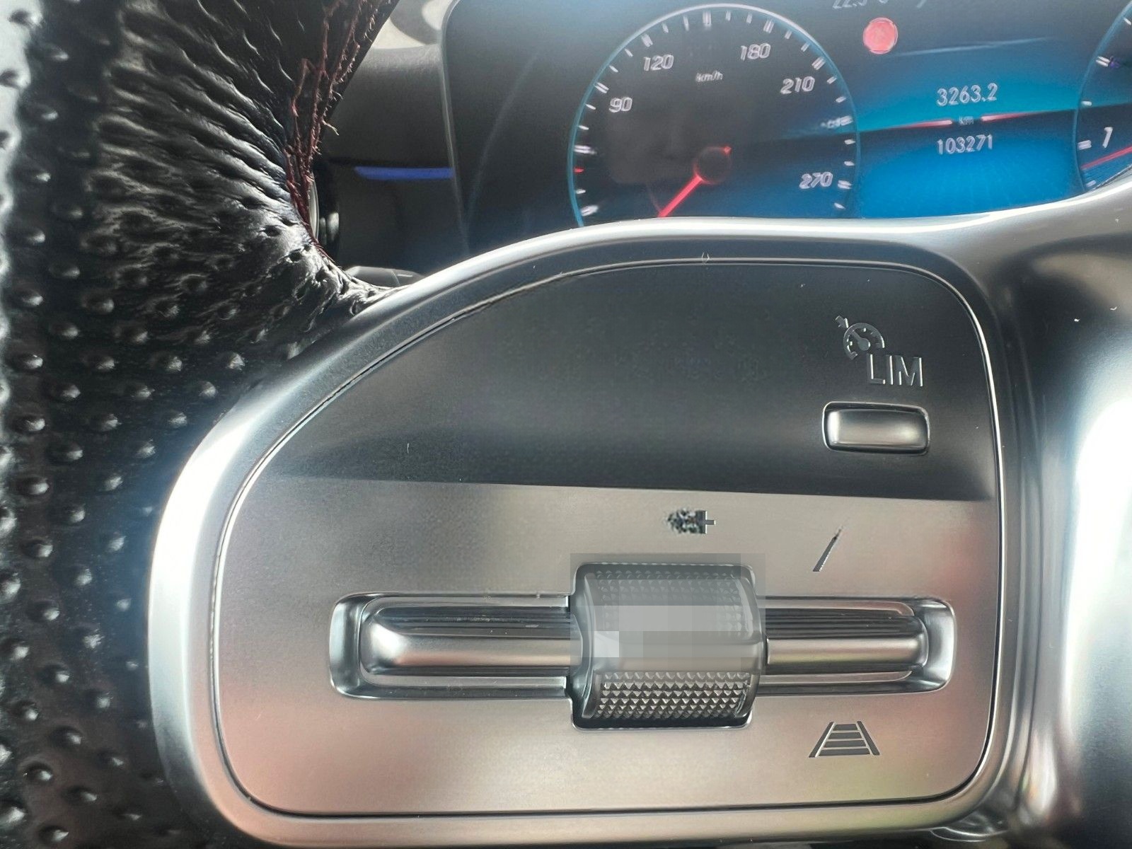 Mercedes-Benz A45 AMG 4M+ SPEEDSHIFT DCT 8G LED DISTRONIC 360° foto 20