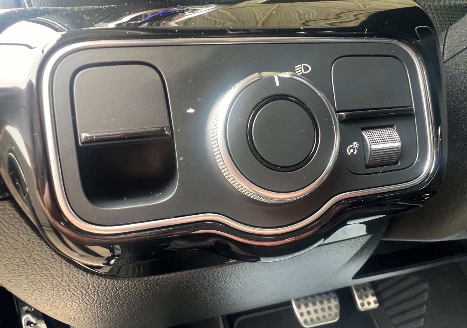 Mercedes-Benz A45 AMG 4M+ SPEEDSHIFT DCT 8G LED DISTRONIC 360° foto 22