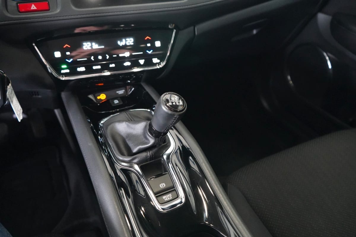 Honda HR-V Elegance KLIMAAUTO./ TEMPOMAT / PDC foto 14