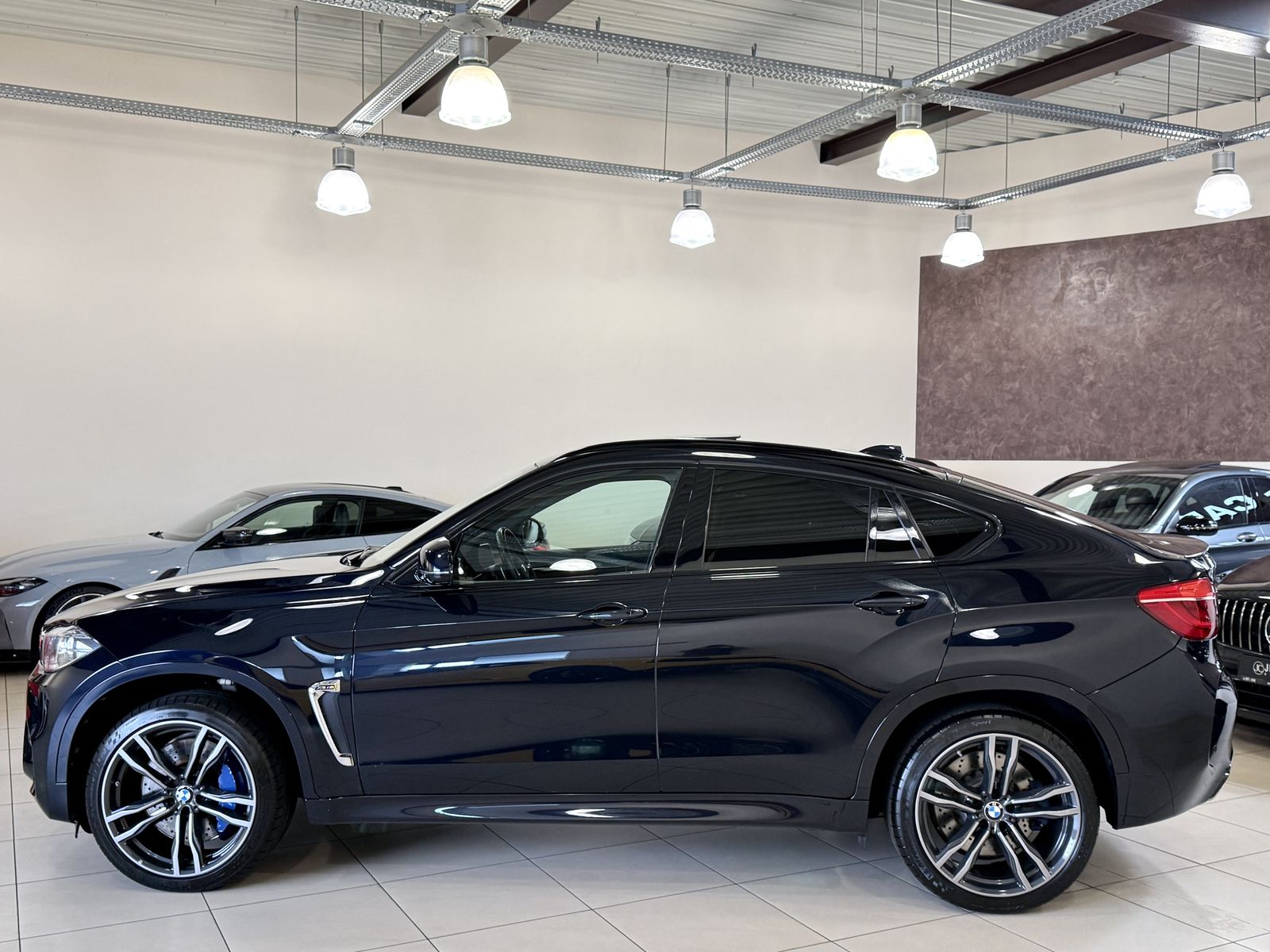 BMW X6 M DE-S.dach-S.Close-H&K-360°-2. HD-21 foto 3