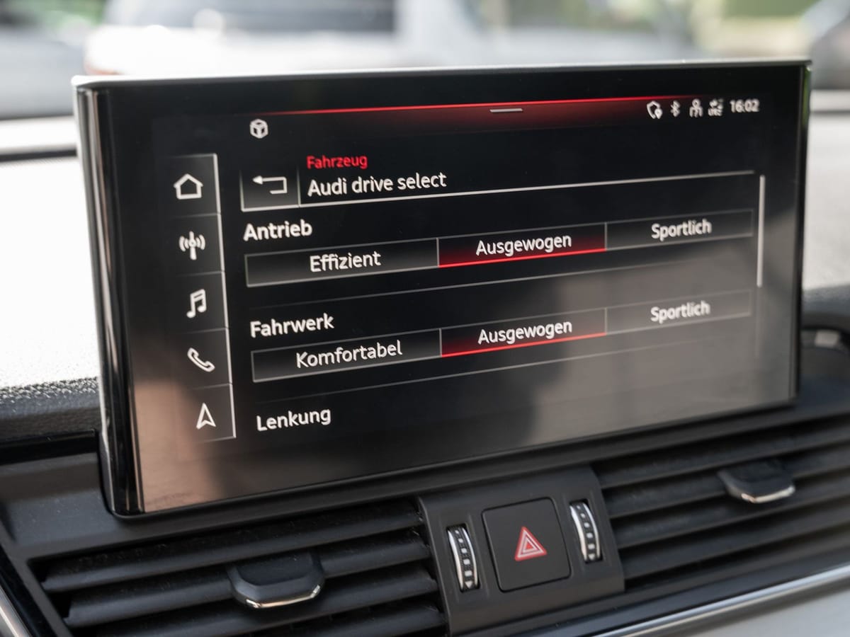 Audi SQ5 3.0 TDI AHK Kam. Luft Navi Pano Standh. ACC foto 16