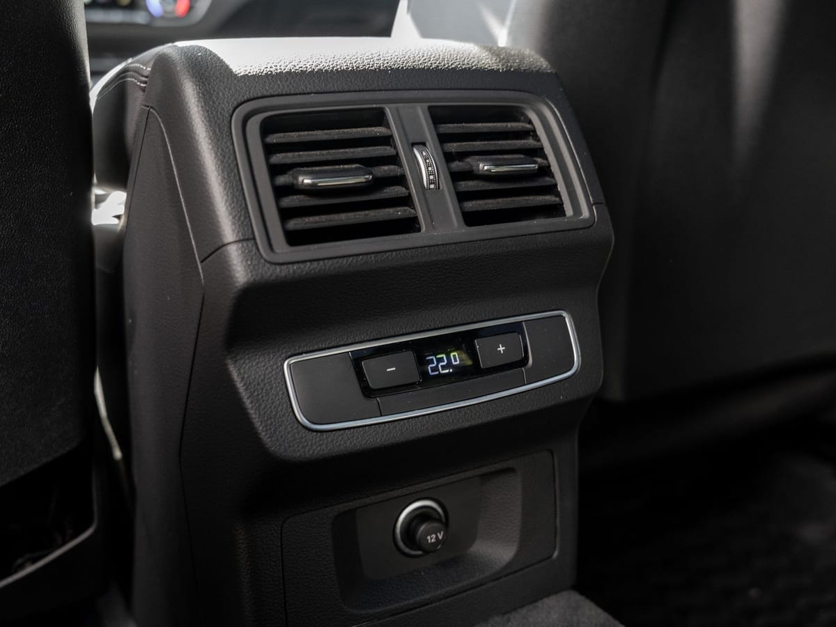 Audi SQ5 3.0 TDI AHK Kam. Luft Navi Pano Standh. ACC foto 9