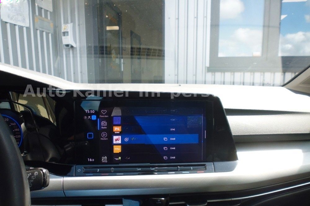 Volkswagen Golf VIII Variant Life 2.0 TDI Navi LED foto 17