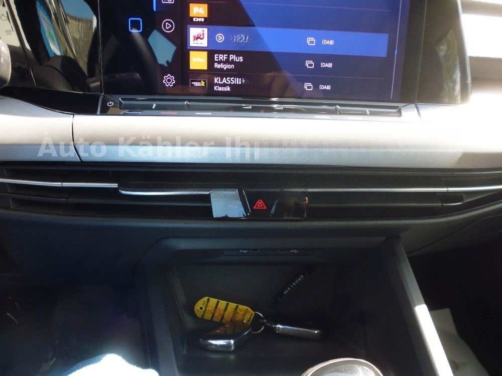 Volkswagen Golf VIII Variant Life 2.0 TDI Navi LED foto 18