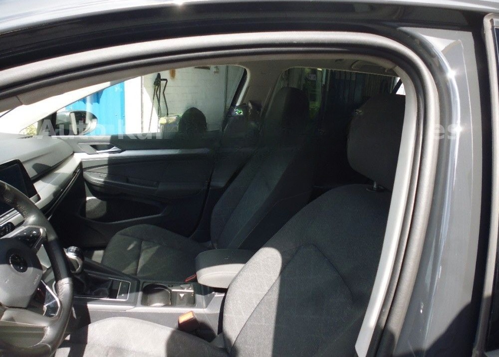 Volkswagen Golf VIII Variant Life 2.0 TDI Navi LED foto 10