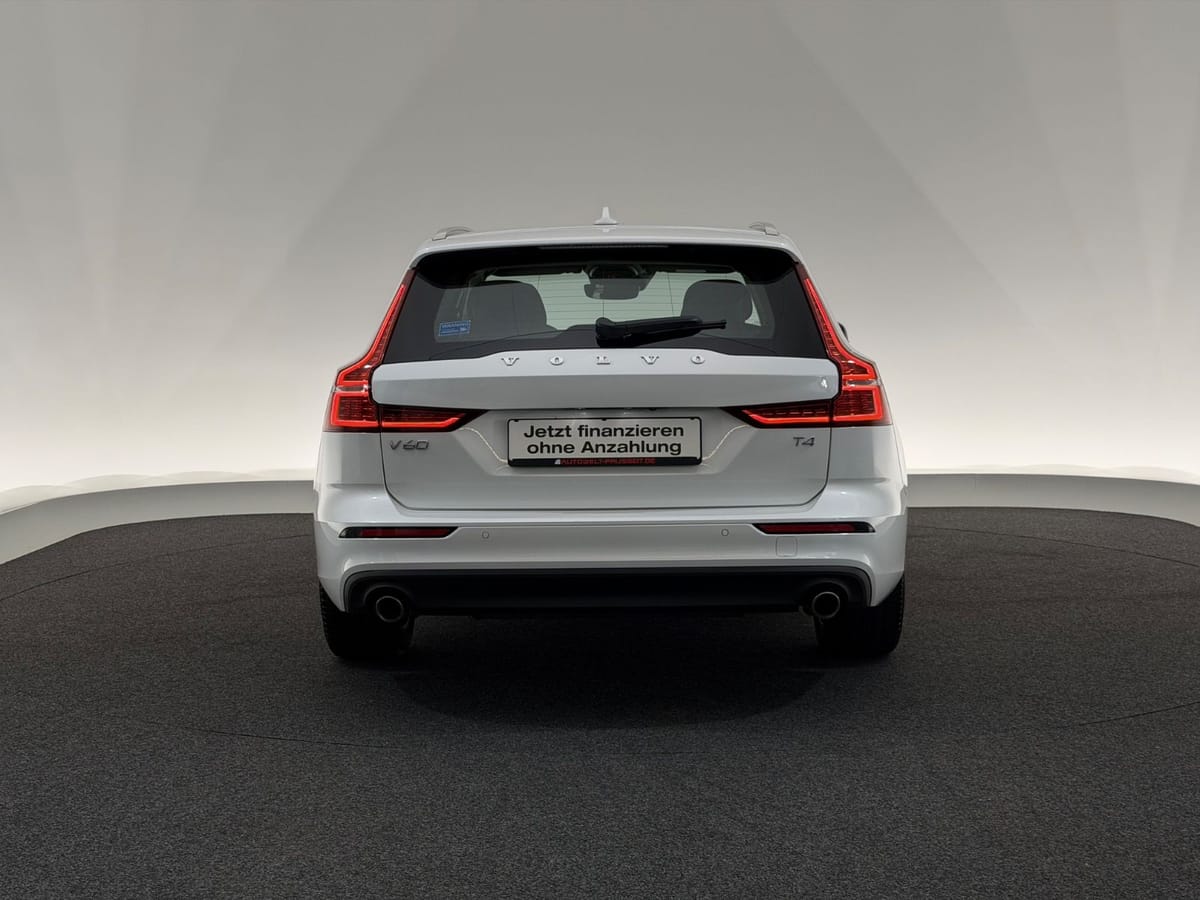 Volvo V60 Kombi MOMENTUM PRO LED-R.KAM-TEMPO-SPUR-SHZ foto 4