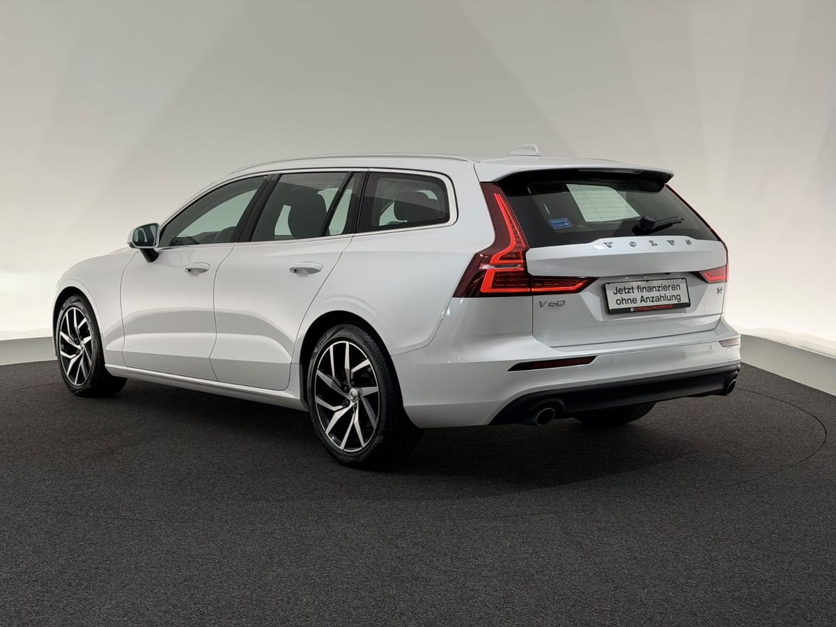Volvo V60 Kombi MOMENTUM PRO LED-R.KAM-TEMPO-SPUR-SHZ foto 5