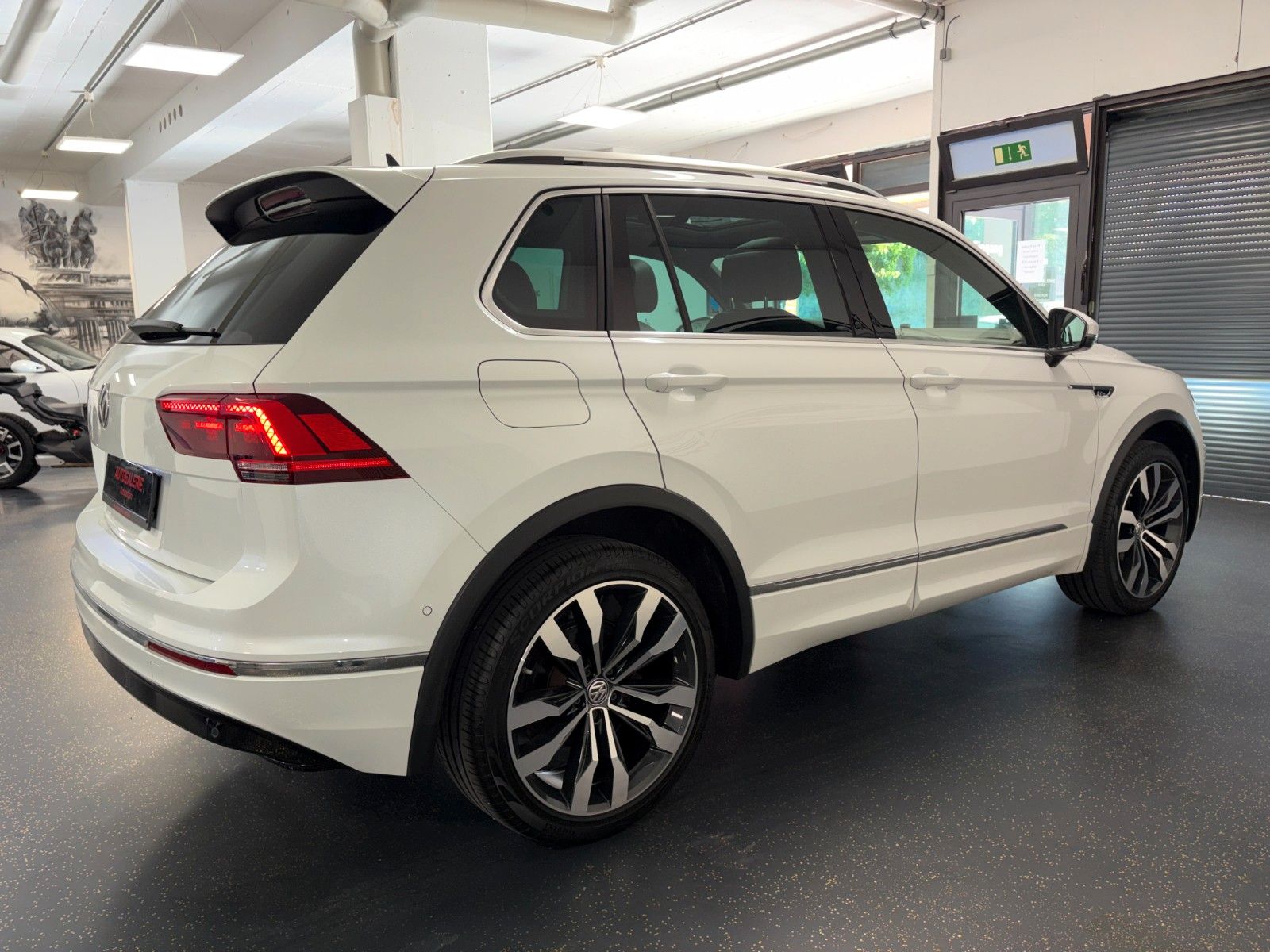 Volkswagen Tiguan*R-Line*Highline*4Motion*Dynaudio*360Kam* foto 5