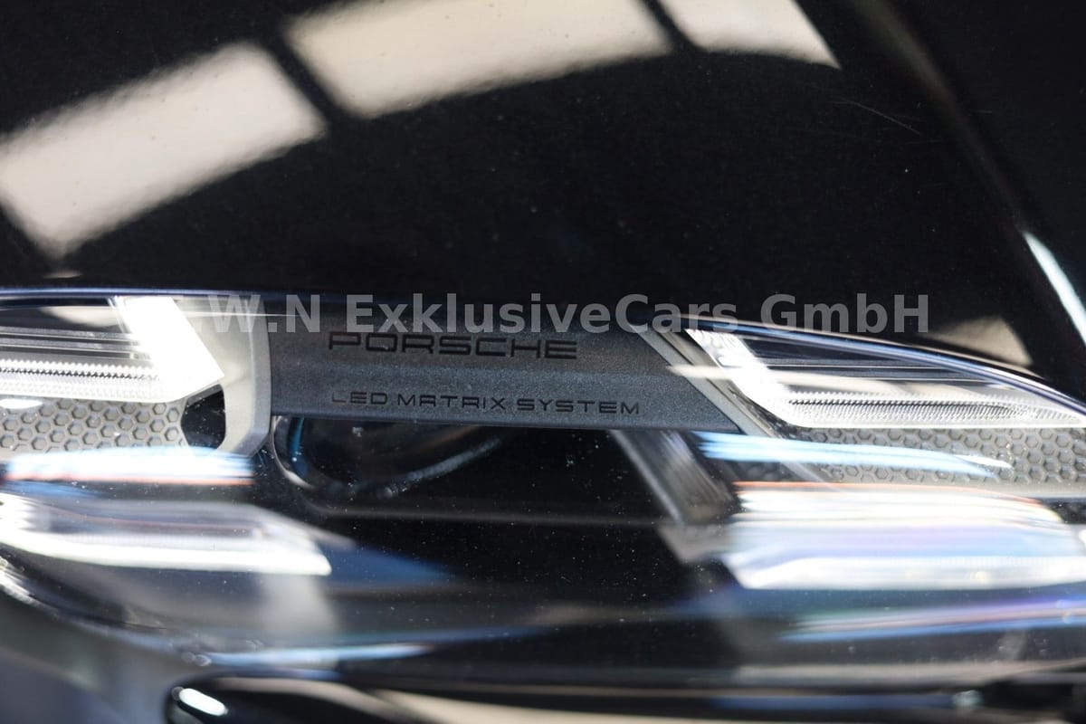 Porsche Taycan 93,4 kWh*Performance*Head-Up*Pano*476PS foto 17