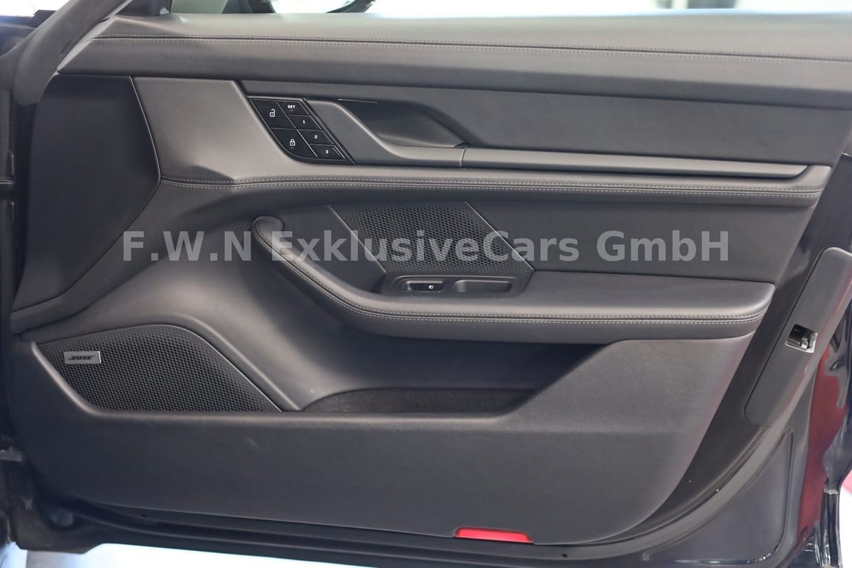 Porsche Taycan 93,4 kWh*Performance*Head-Up*Pano*476PS foto 21