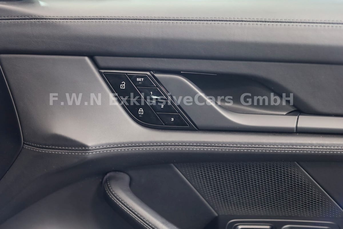 Porsche Taycan 93,4 kWh*Performance*Head-Up*Pano*476PS foto 23