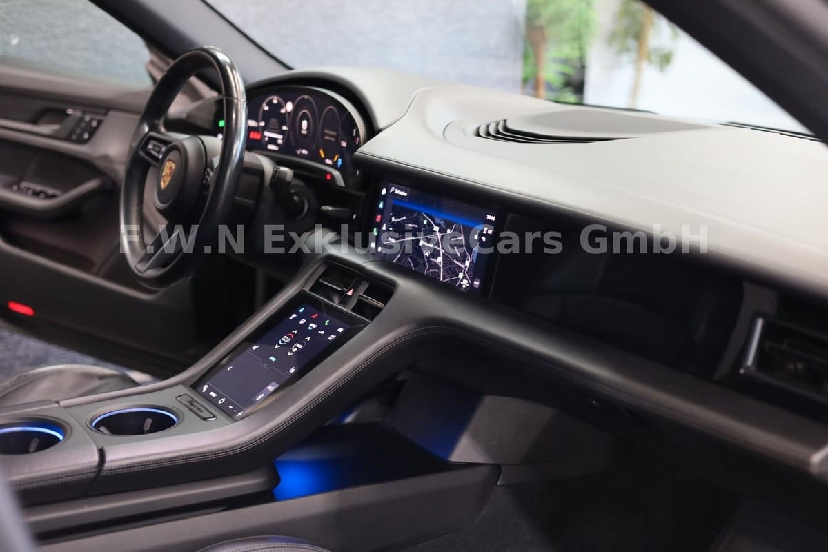 Porsche Taycan 93,4 kWh*Performance*Head-Up*Pano*476PS foto 8