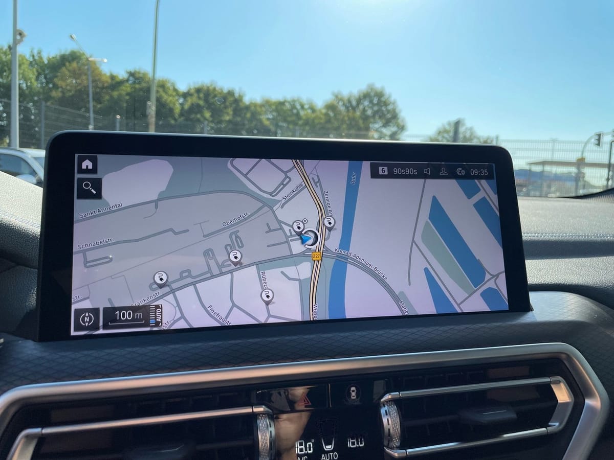 BMW iX3 Impressive M Sport || Pano AHK HUD H&K foto 16