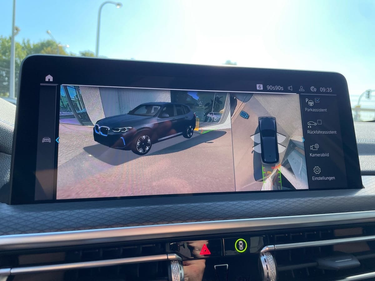 BMW iX3 Impressive M Sport || Pano AHK HUD H&K foto 18