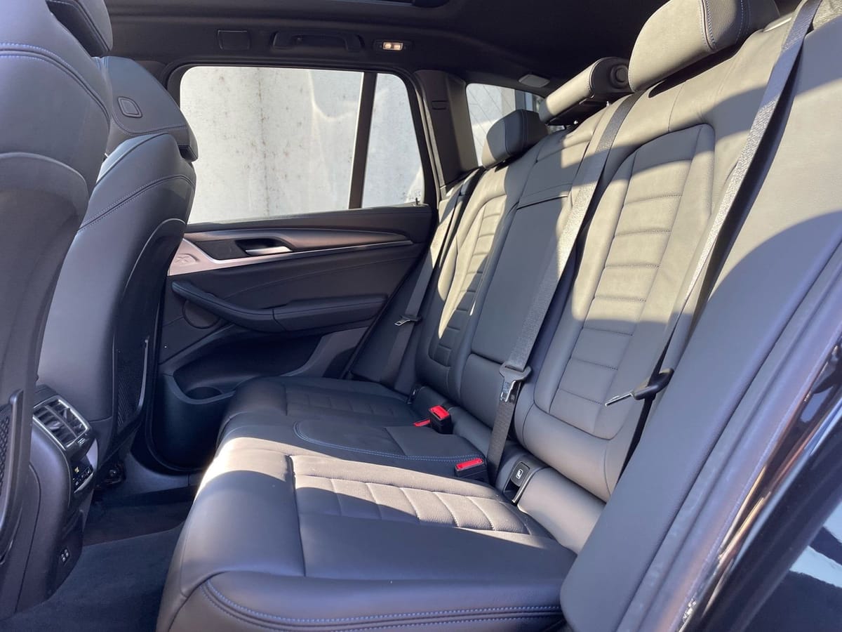BMW iX3 Impressive M Sport || Pano AHK HUD H&K foto 21