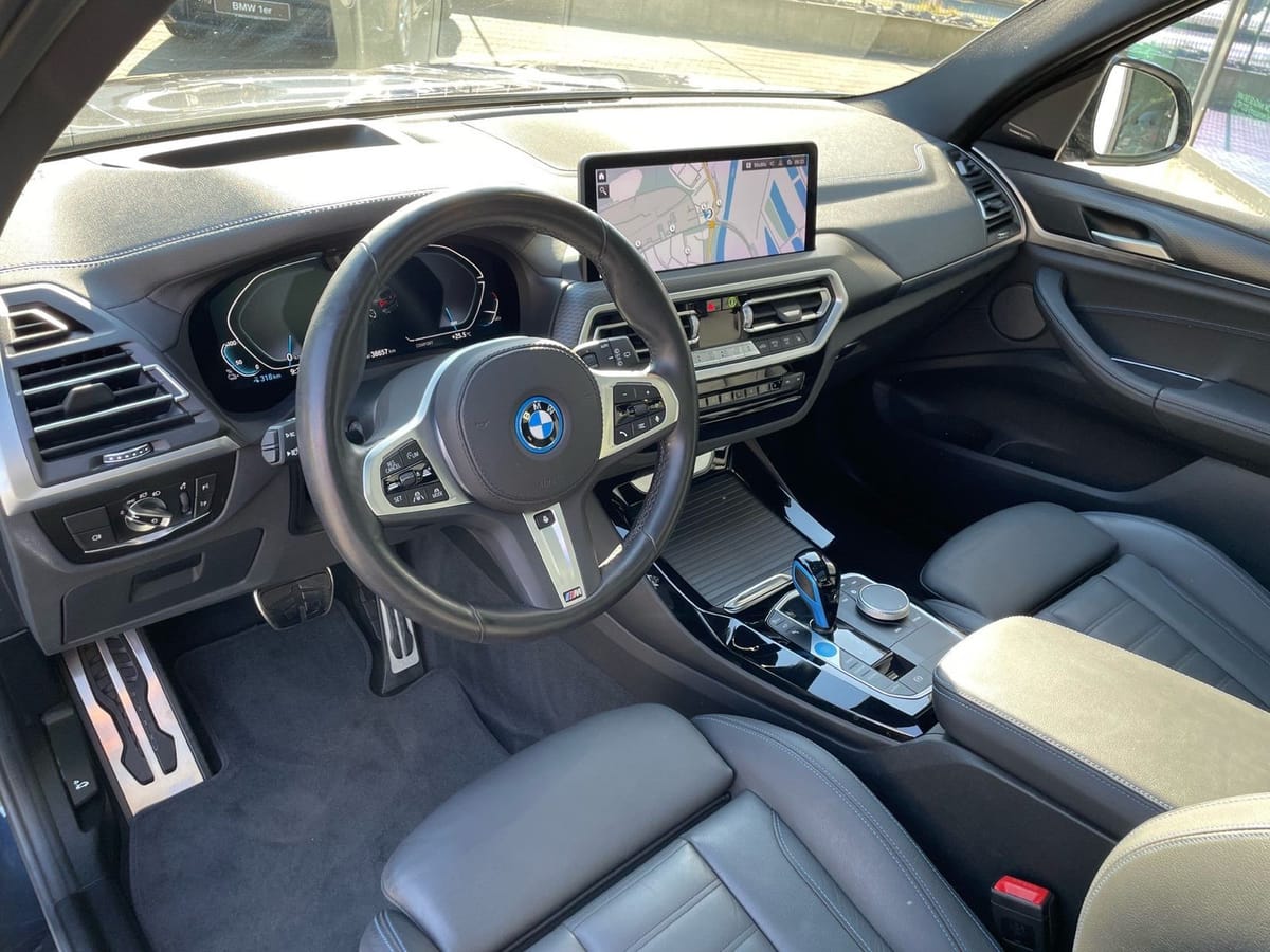 BMW iX3 Impressive M Sport || Pano AHK HUD H&K foto 4