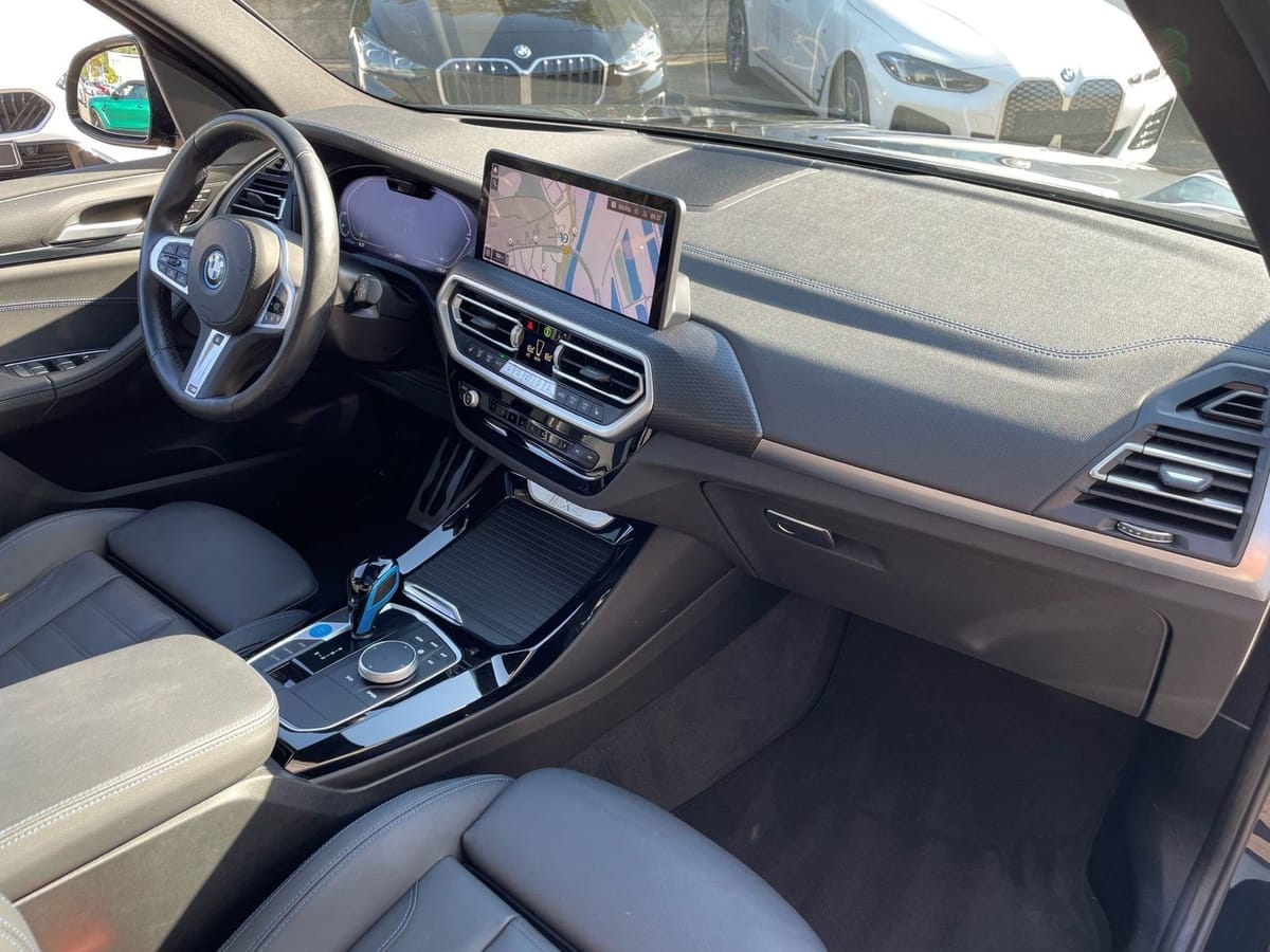 BMW iX3 Impressive M Sport || Pano AHK HUD H&K foto 5