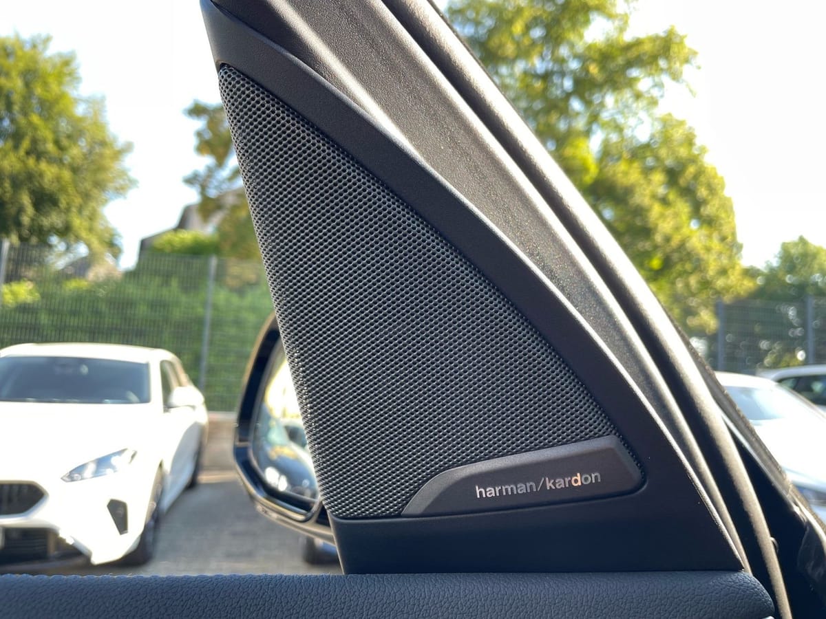 BMW iX3 Impressive M Sport || Pano AHK HUD H&K foto 8