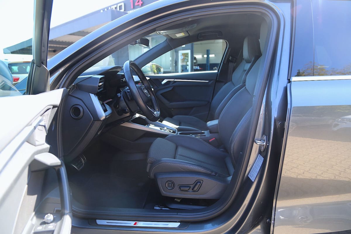 Audi S3 Sportback 2.0 TFSI quattro LED ACC DSP Kamera foto 20