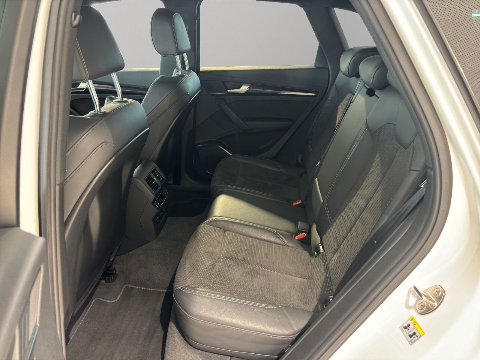 Audi SQ5 3.0TDI qu. AHK AMBI MATRIX SOUND ASSIST foto 8