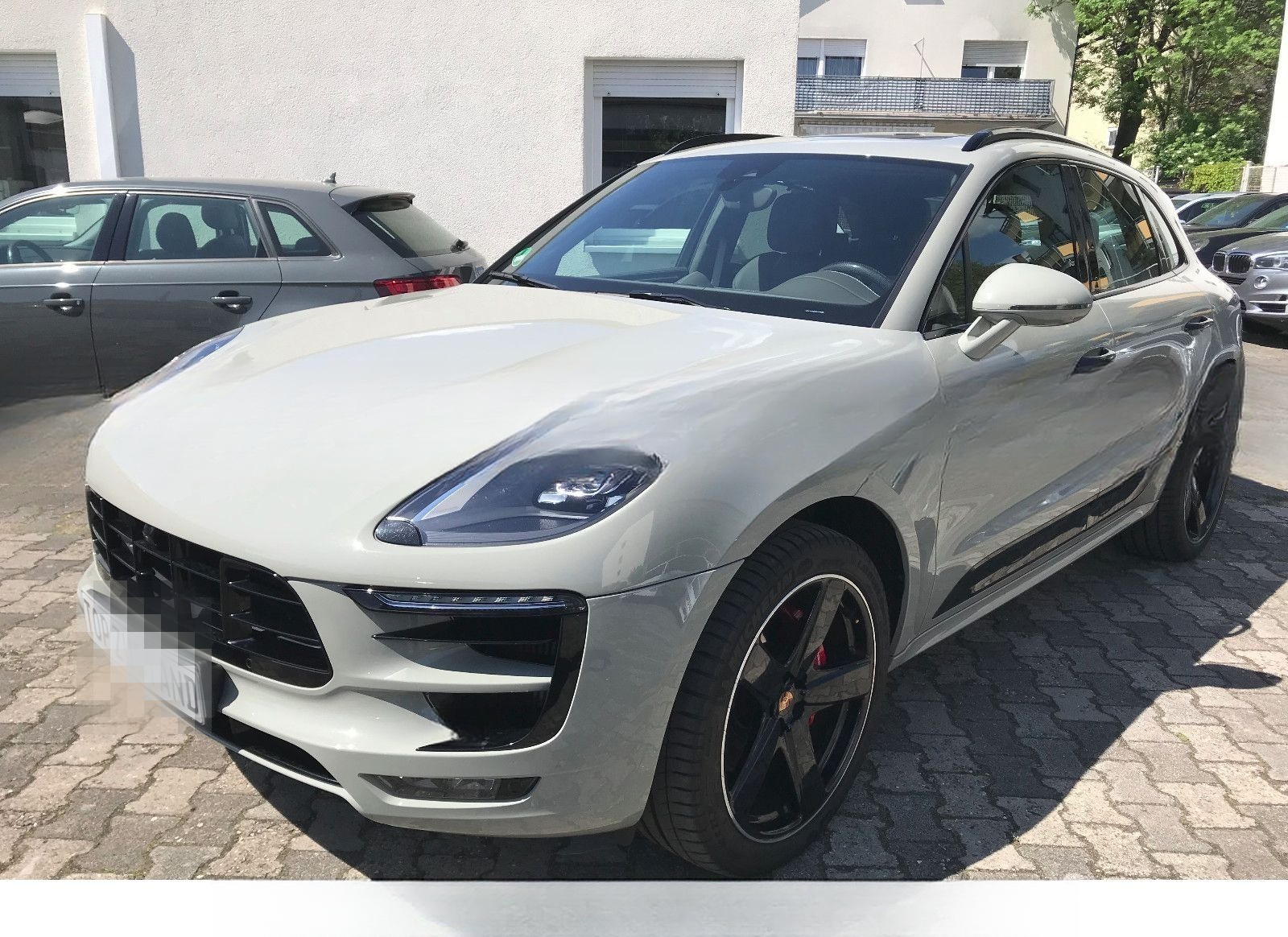 Porsche Macan Turbo *ACC*CHRONO*21"ZOLL*GARANTIE 04/2027 foto 2