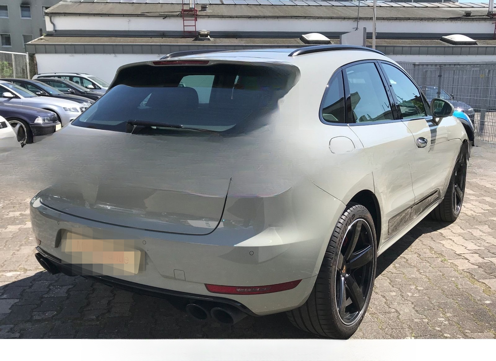 Porsche Macan Turbo *ACC*CHRONO*21"ZOLL*GARANTIE 04/2027 foto 4