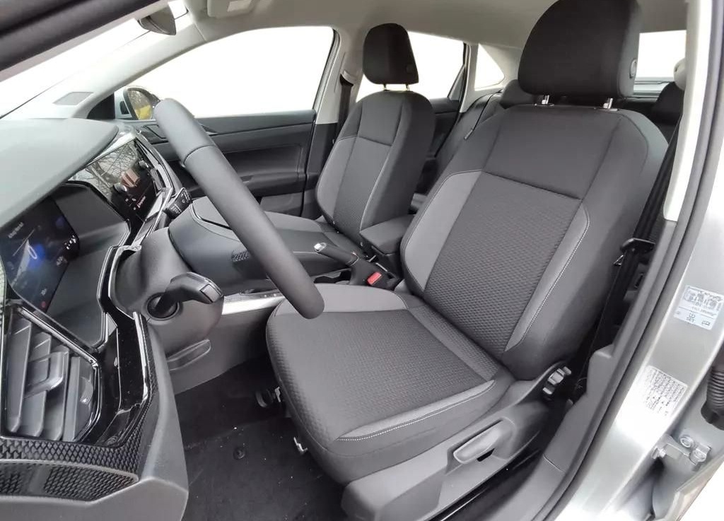 Volkswagen Taigo Limited (Life Plus) KAMERA+KEYLESS+17''... foto 11