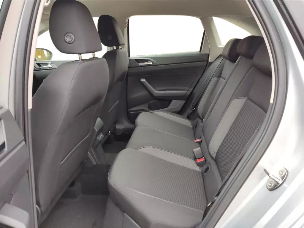 Volkswagen Taigo Limited (Life Plus) KAMERA+KEYLESS+17''... foto 13